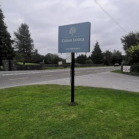Cedar Konukevi